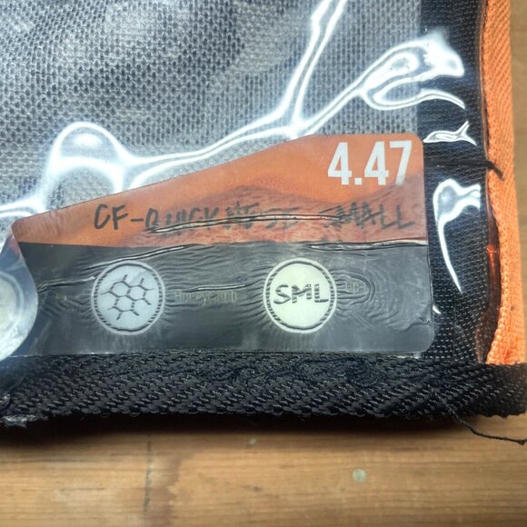 Captain Fin CF Quickness Twin Tab Thruster Surfboard 3 Fin Set FCS Black Small - Picture 8 of 9